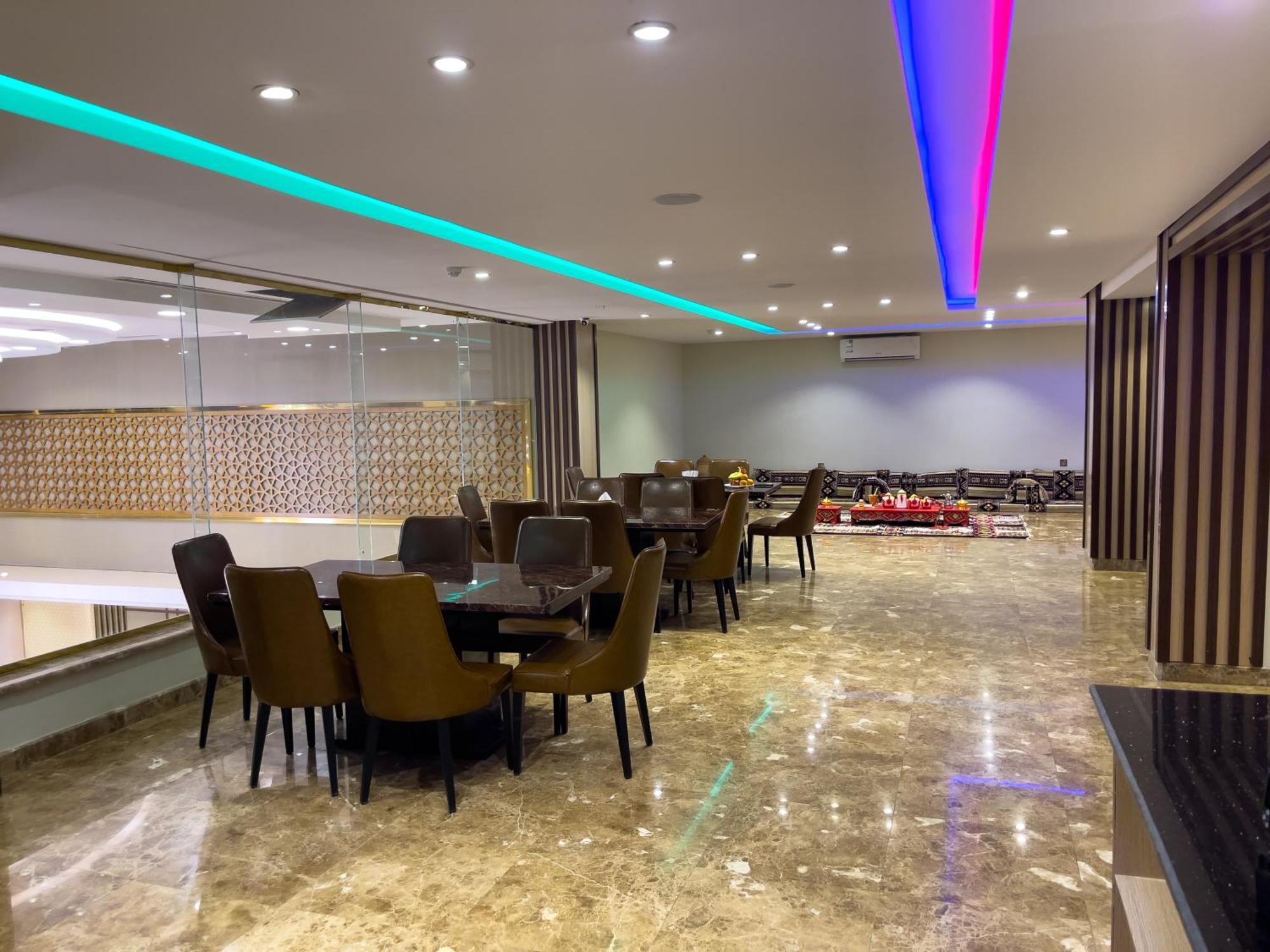 Landmark Hotel Suites Tebük Dış mekan fotoğraf