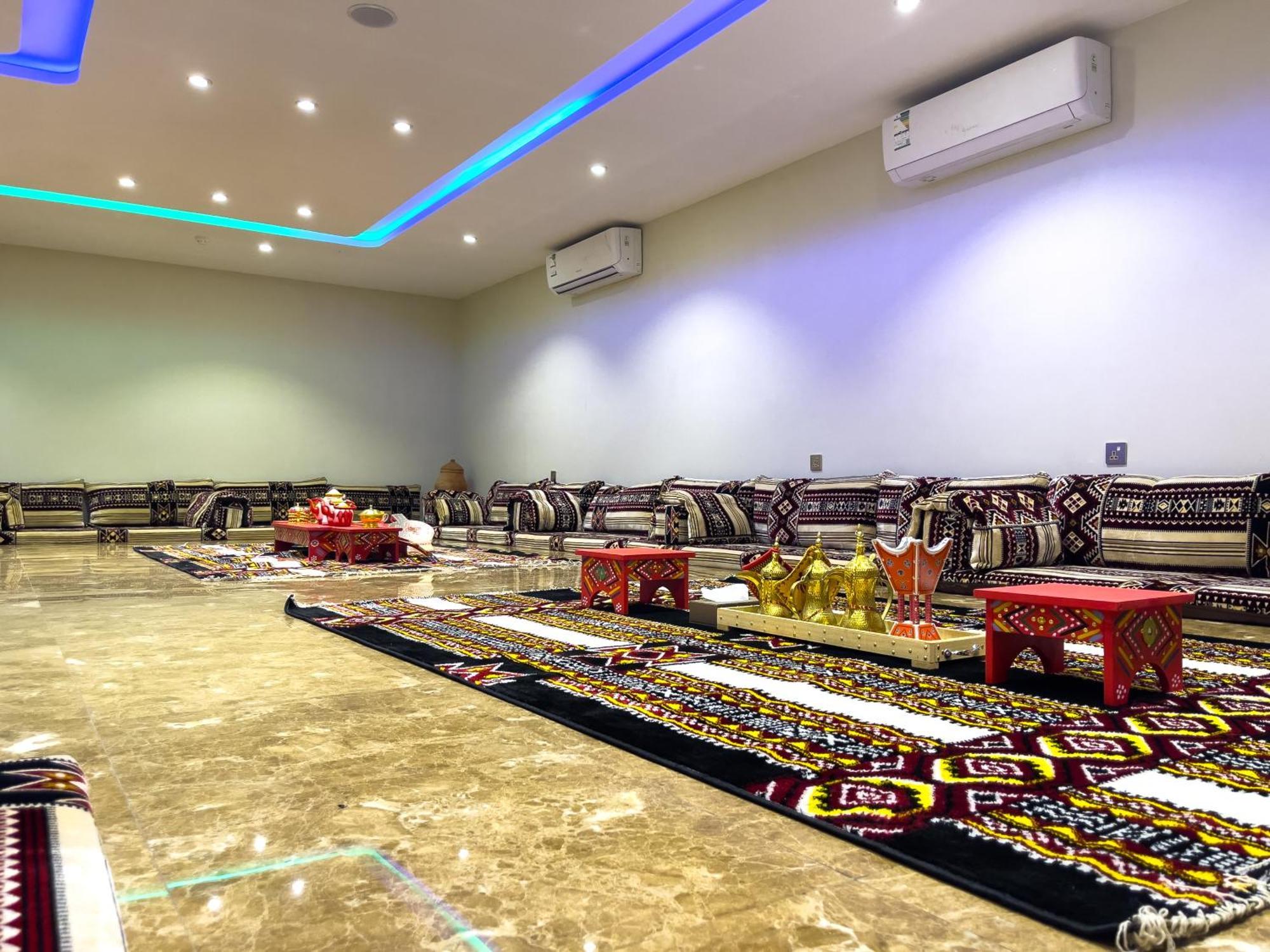 Landmark Hotel Suites Tebük Dış mekan fotoğraf