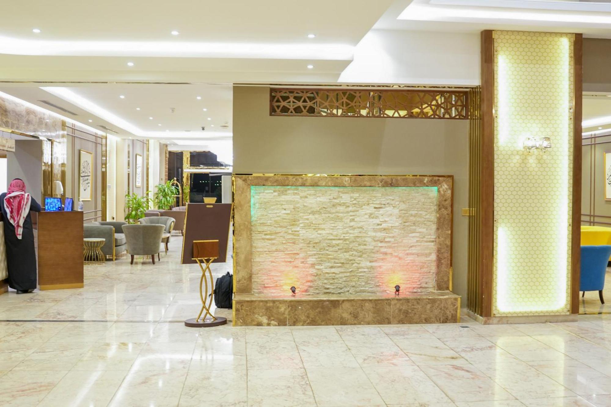 Landmark Hotel Suites Tebük Dış mekan fotoğraf