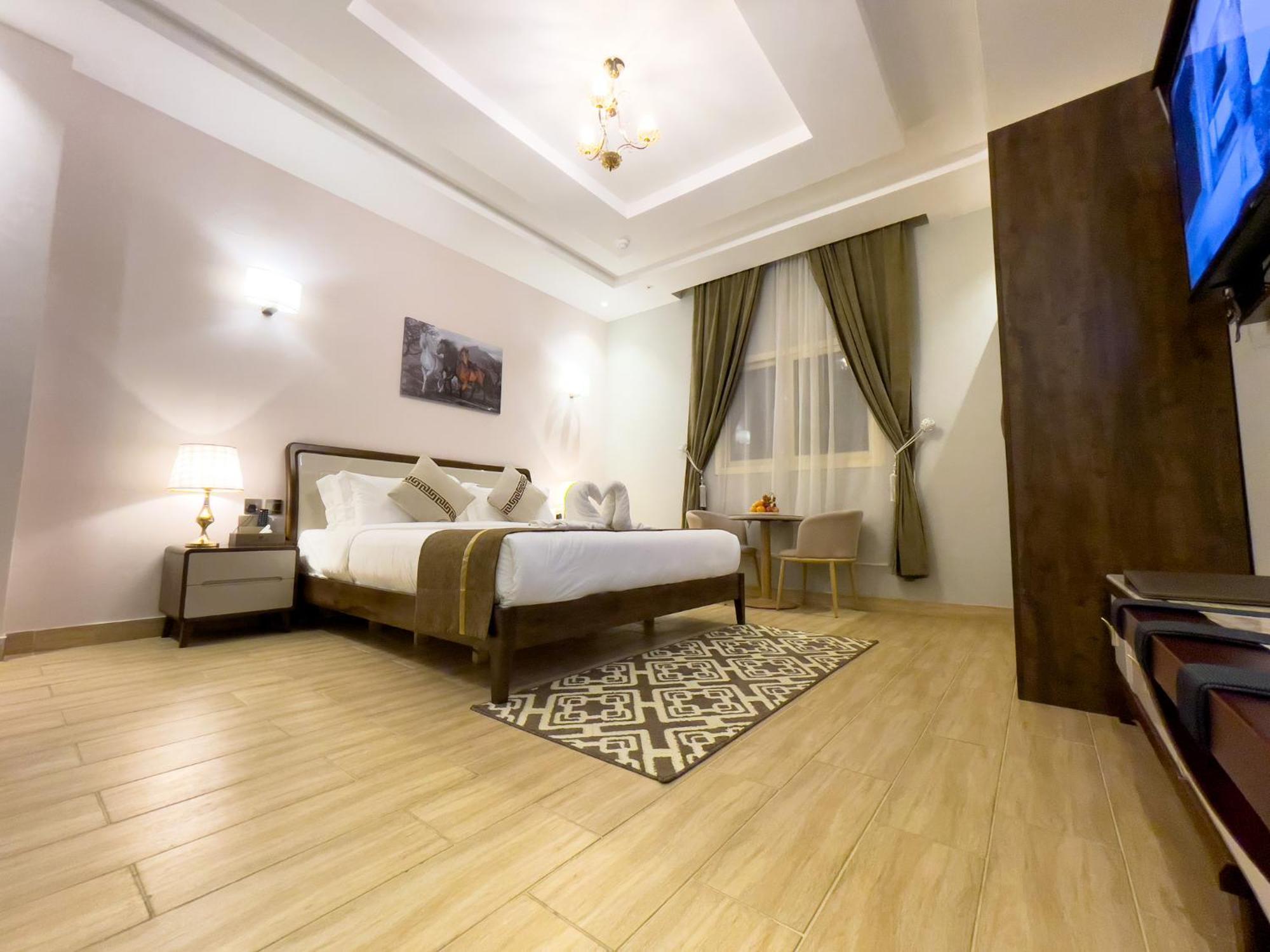 Landmark Hotel Suites Tebük Dış mekan fotoğraf